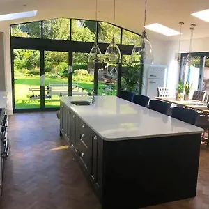 https://hayfield-cottage-spacious-detached-luxury-home.yorkshirehotels.net