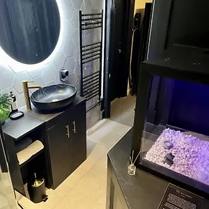 https://the-arc-suites.yorkshirehotels.net