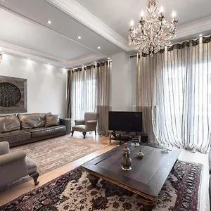 https://luxlikehome-aristotelous-grand-view.hotelschalkidiki.net