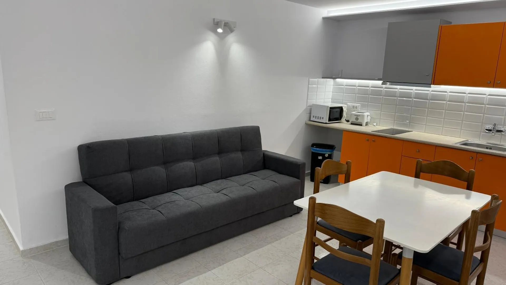 דירות לאסי Dk House